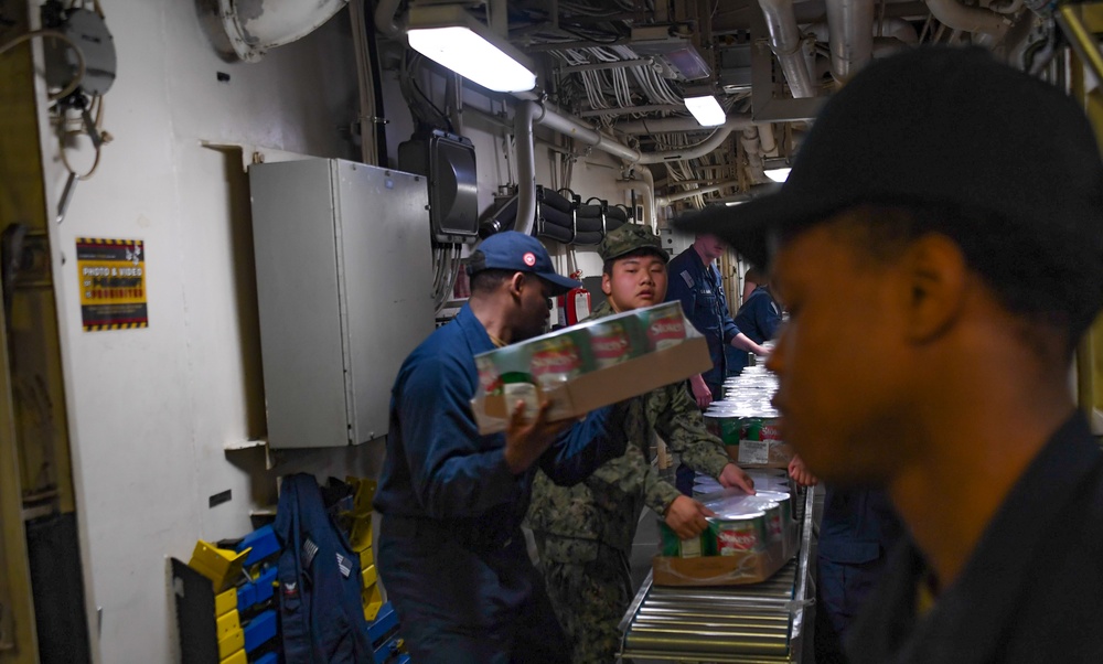 USS America (LHA 6) Conducts Stores Onload