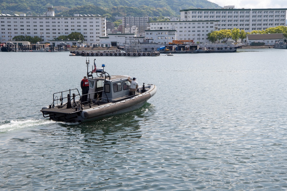 USS America (LHA 6) Conducts Small Boat Operations