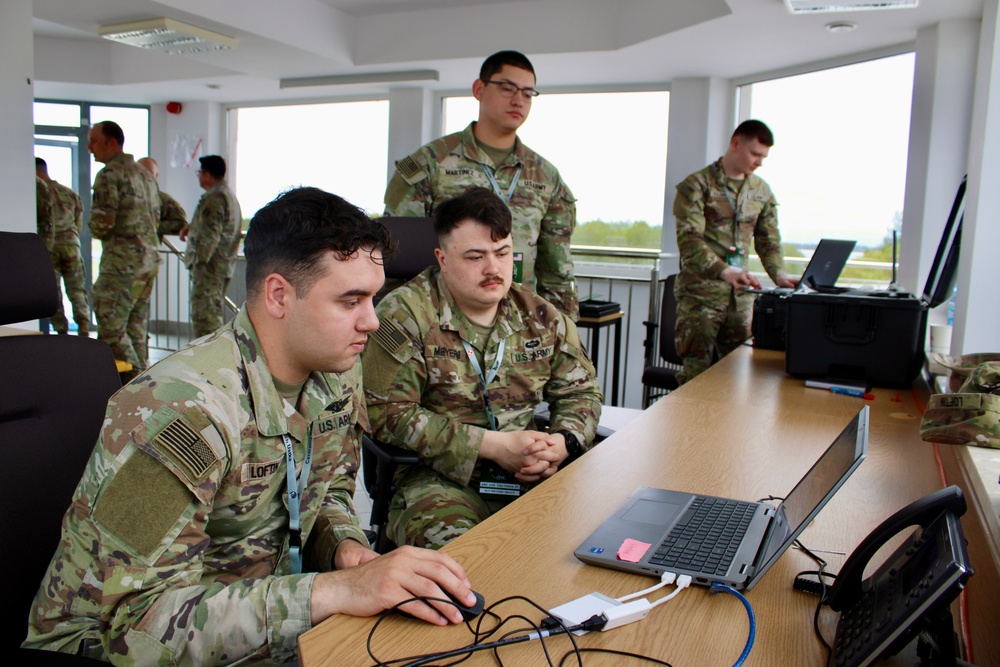Electronic Warfare Soldiers With 2nd Multi-Domain Task Force Participate in Arcane Thunder 25