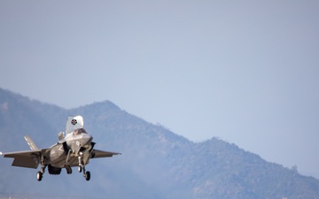 U.S. Marines stationed in Arizona deploy to Japan
