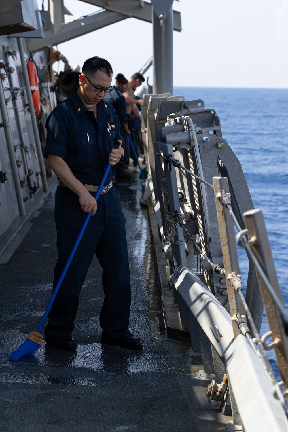 Curtis Wilbur Conducts Freshwater Washdown