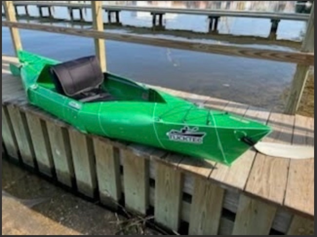 Coast Guard responds to unmanned, adrift kayak found in Curtis Creek