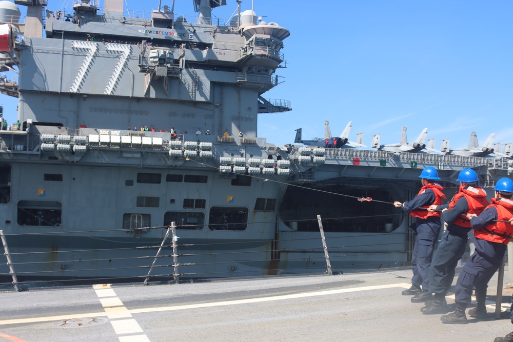 USS Gonzalez (DDG 66) Replenishment-at-Sea with USS George H. W. Bush (CVN 77)