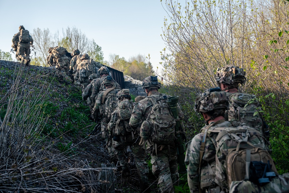 4-31 “Polar Bears” Execute Joint Forcible Entry Operation for Mountain Peak 25-01