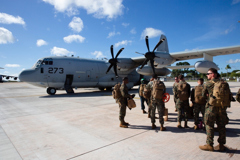 MRF-D 25.3: VMM-363 conducts aerial refuels