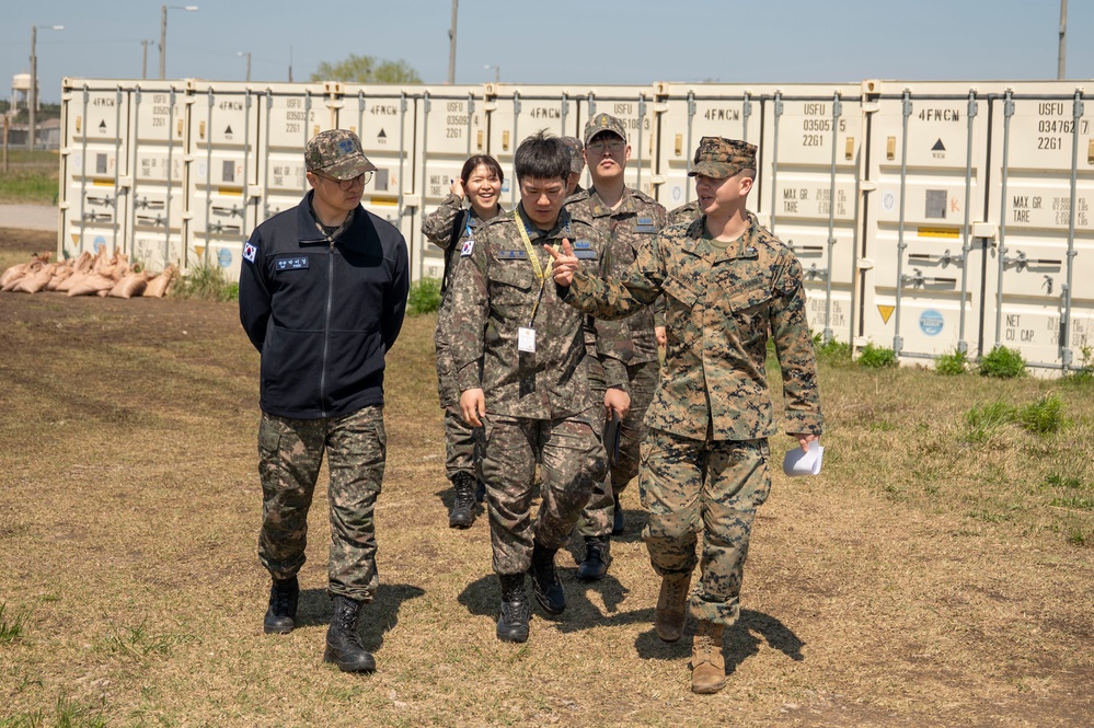 Marine Air Control Squadron 4 exchange best-practices during partner training