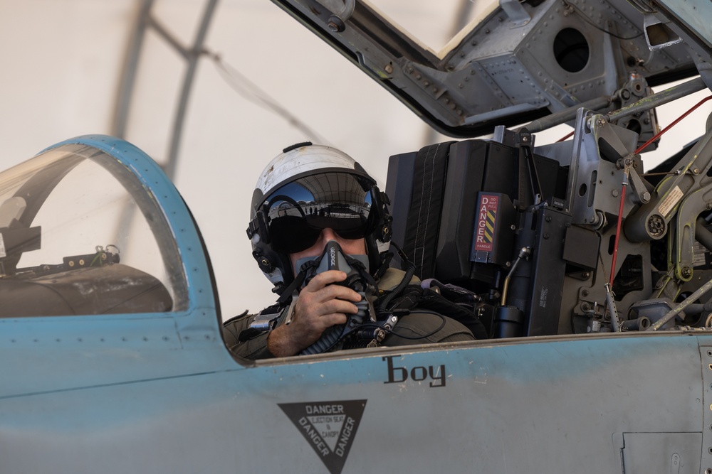 Pilot's last flight as a United States Marine Corps pilot