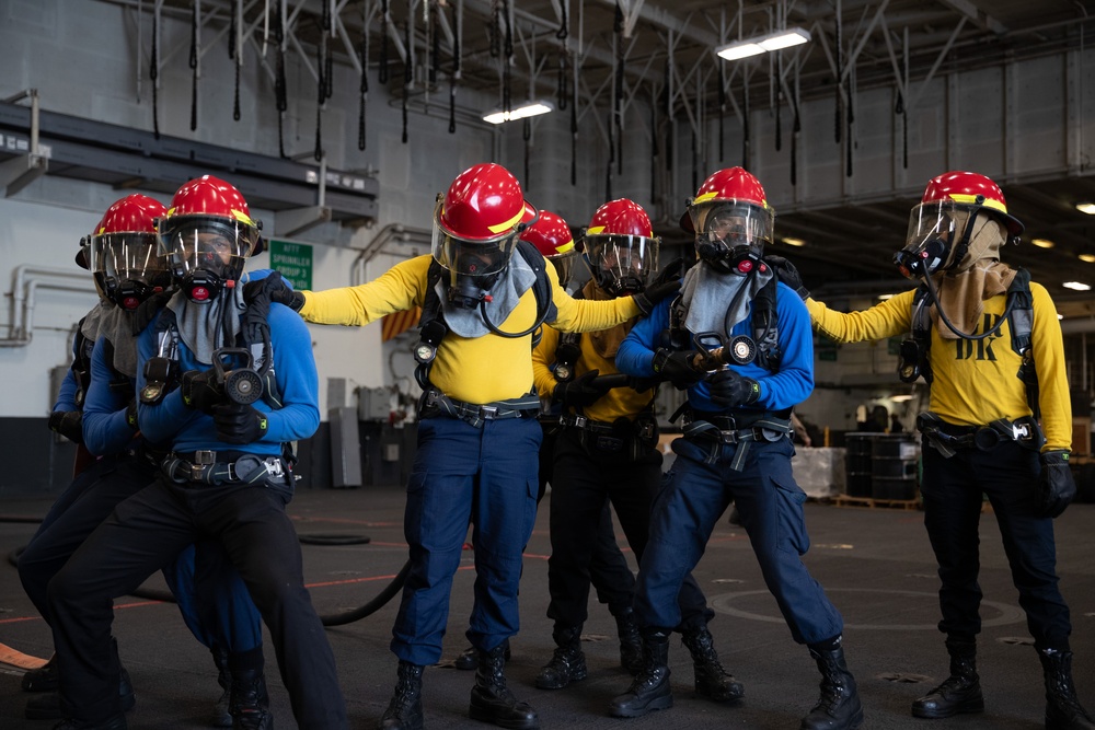 George Washington Hanger Deck Conducts Aircraft Firefighting Drills