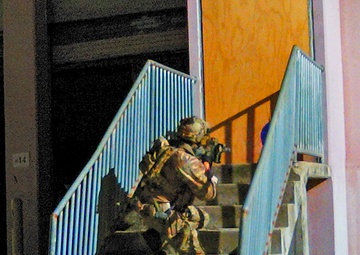 U.S, South Korean naval special operators conduct routine air-assault training