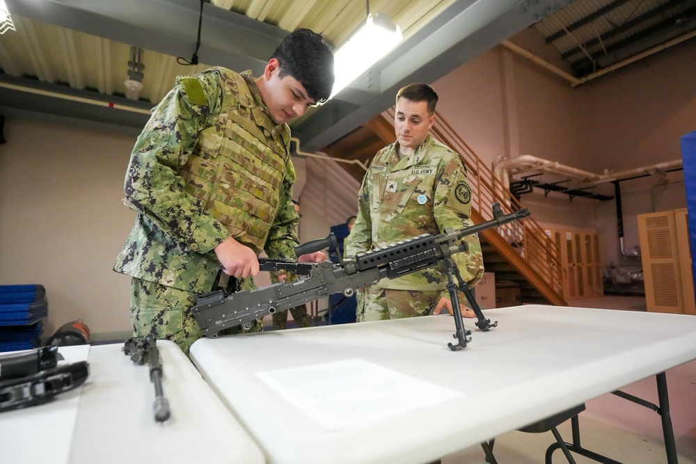CNFK Increases Lethality, Readiness During ‘Sailor Week’