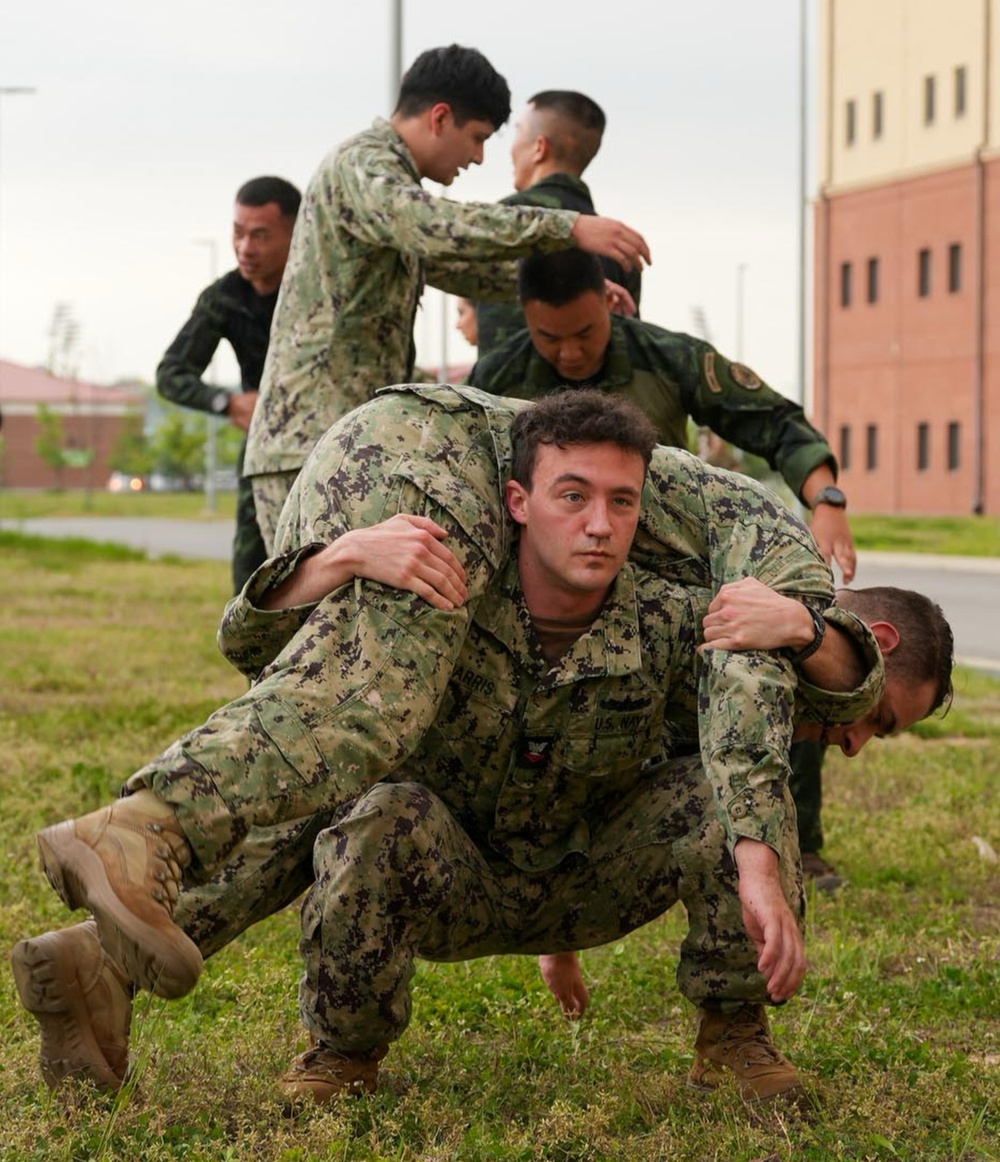 CNFK Increases Lethality, Readiness During ‘Sailor Week’
