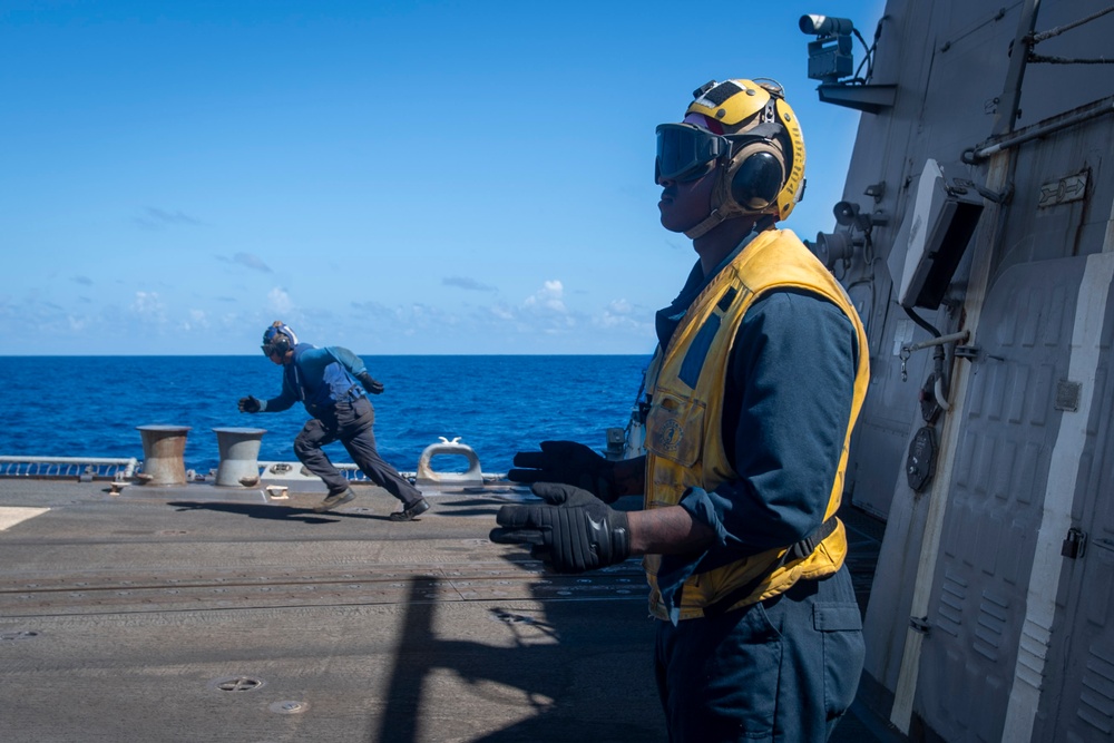 USS Sterett conducts operations in the U.S. Central Command area of responsibility as part of the Carl Vinson Carrier Strike Group