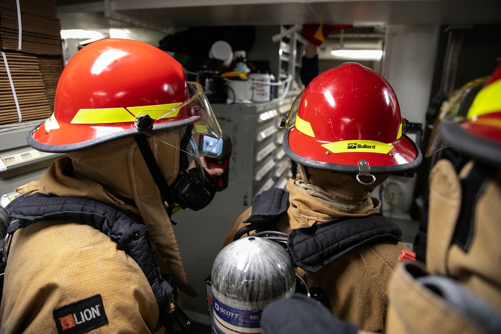 USS Wayne E. Meyer conducts operations in the U.S. Central Command area of responsibility as part of the Carl Vinson Carrier Strike Group