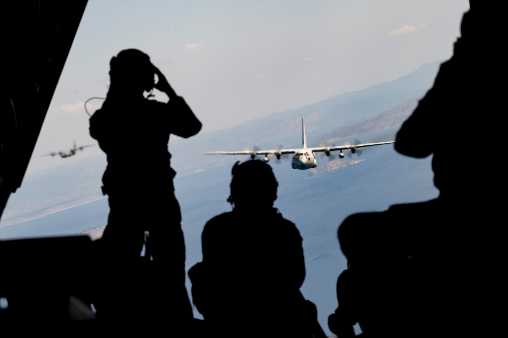 37th AS hosts U.S. Embassy and Hellenic Air Force for a mission showcase