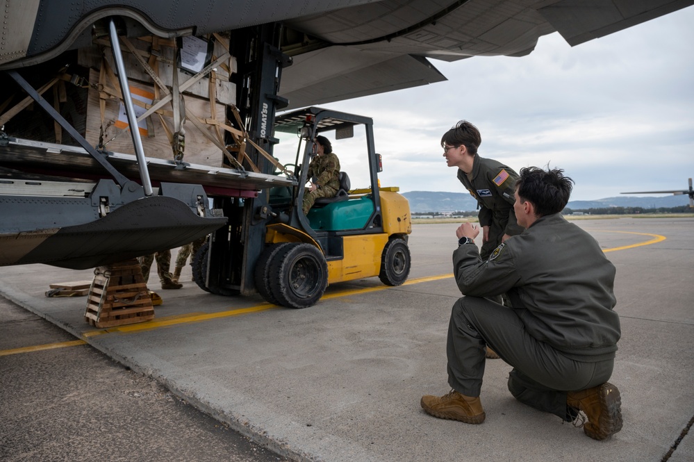 37th AS conduct aircrew forklift familiarization training