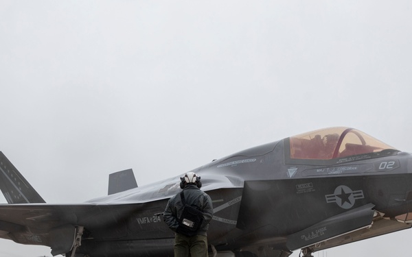 U.S. Marines practice for upcoming air show in Osan