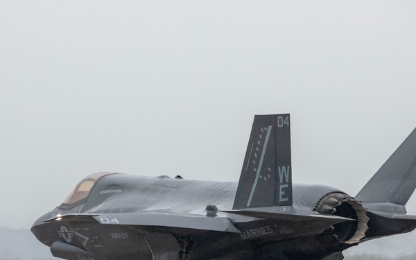 U.S. Marines practice for upcoming air show in Osan