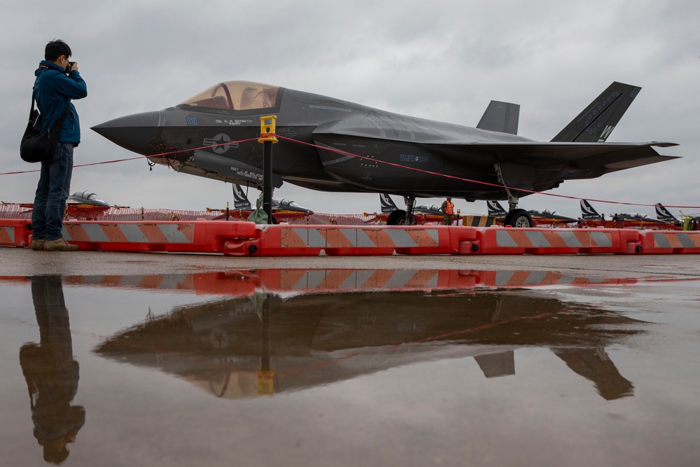 U.S. Marines with VMFA-214 participate in Day 1 of Osan Power Days