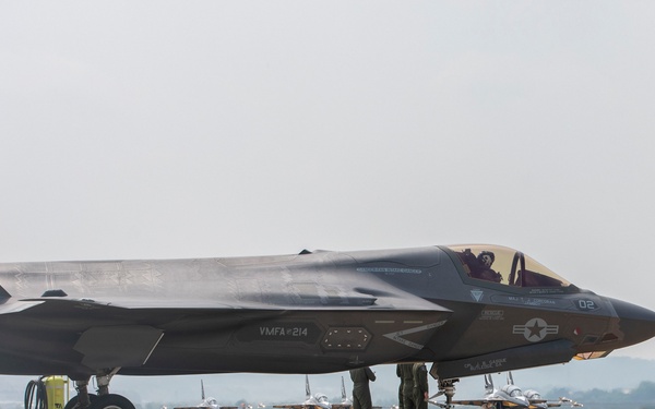 U.S. Marines with VMFA-214 participate in Day 2 of Osan Air Power Days