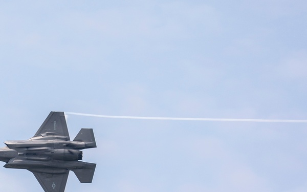 U.S. Marines with VMFA-214 participate in Day 2 of Osan Air Power Days