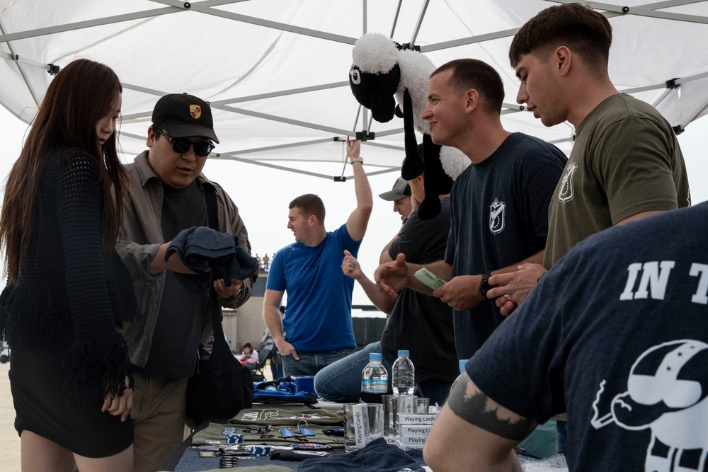 U.S. Marines with VMFA-214 participate in Day 2 of Osan Power Days