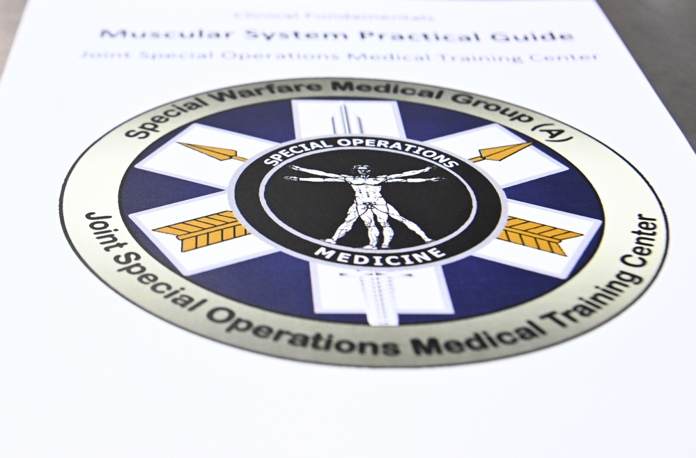 Students in Special Operations Combat Medic Course Take Part in Human Skeletal and Muscular Training