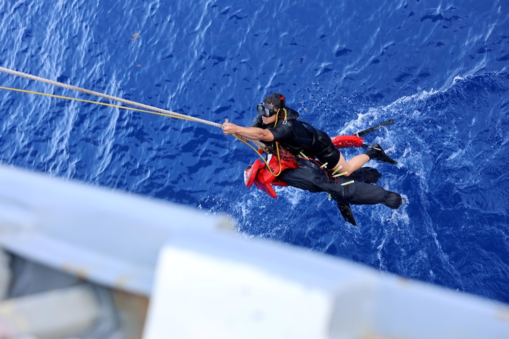 USS Gravely Conducts Southern Border Operations