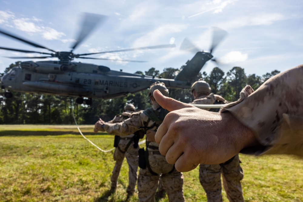22nd MEU | MSPF Special Patrol Insertion/Extraction (SPIE) Training