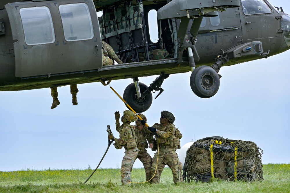 Air Assault sustainment training at MKAB
