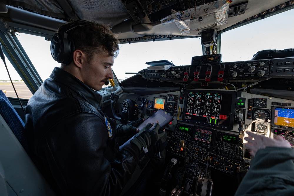 Skyway Chariot: 100th ARW refuels P8