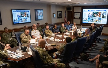 Corps of Foreign Naval Attachés visit NAVSUP