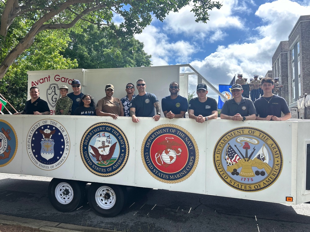 NIOC Pensacola Sailors Participate in 2025 Navy Days Parade