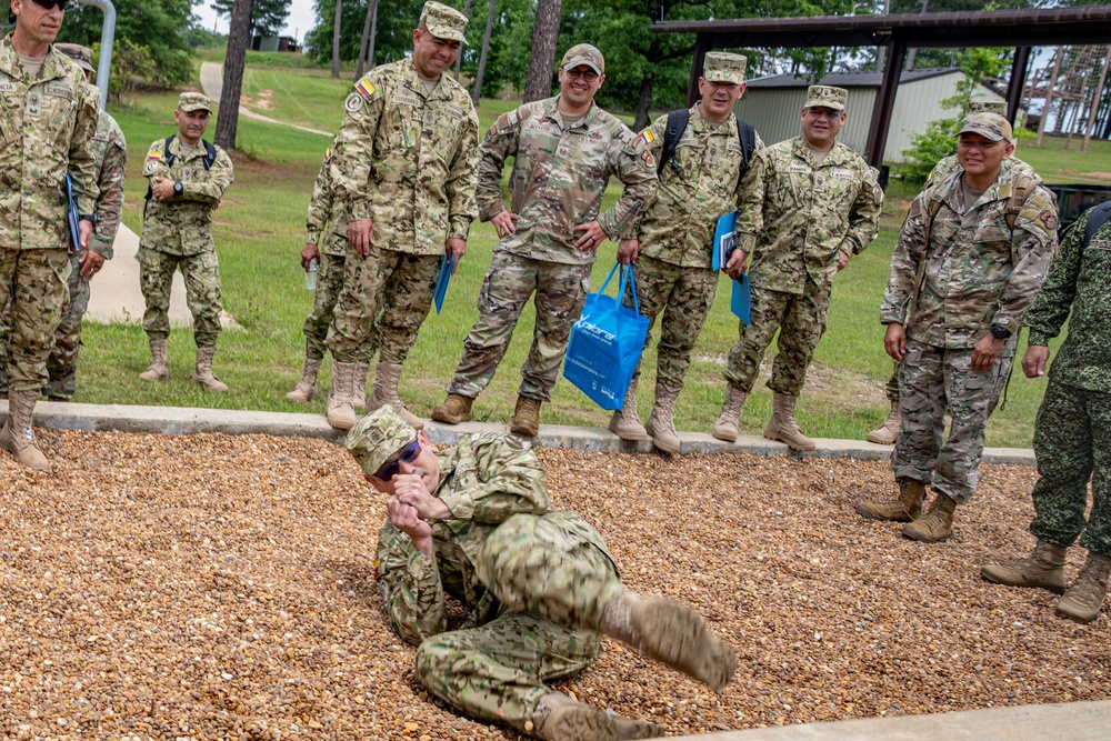 PISAJ-20 participants visit Warrior Training Center