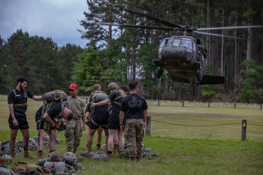507th PIR AIRBORNE OPERATION (WATER)