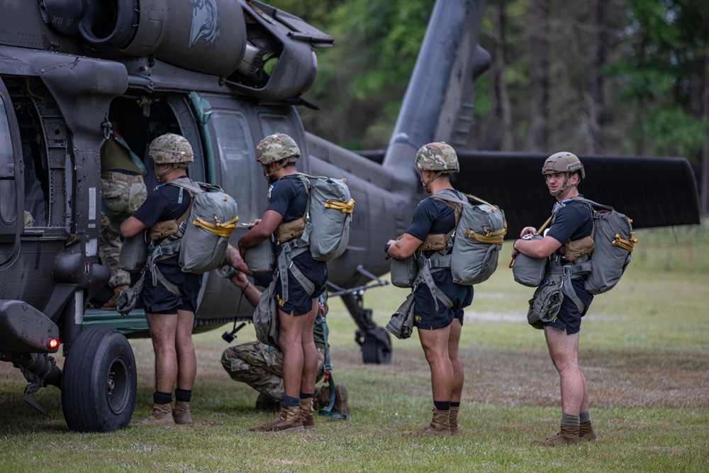 507th PIR AIRBORNE OPERATION (WATER)