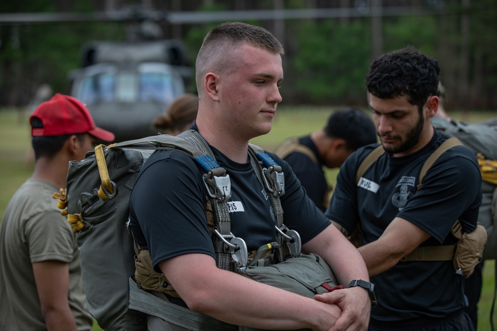 507th PIR AIRBORNE OPERATION (WATER)