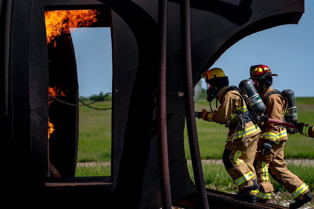 509th CES firefighters conduct live fire exercise at Whiteman AFB
