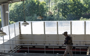 3rd Bn., 1st Marines conducts close quarters training during EOTG raid leaders course