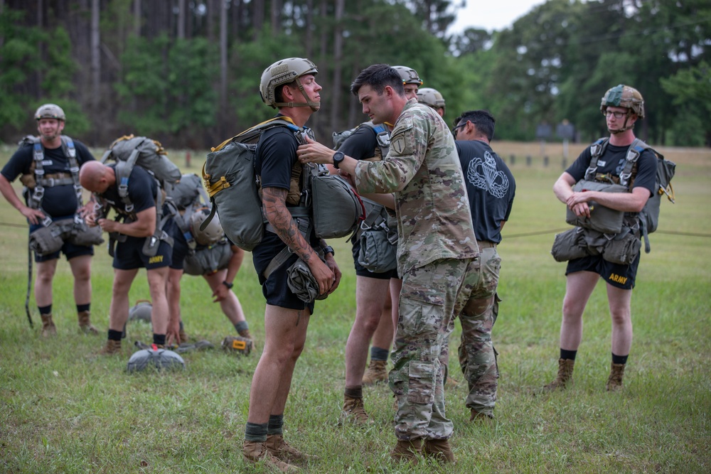 507th PIR AIRBORNE OPERATION (WATER)