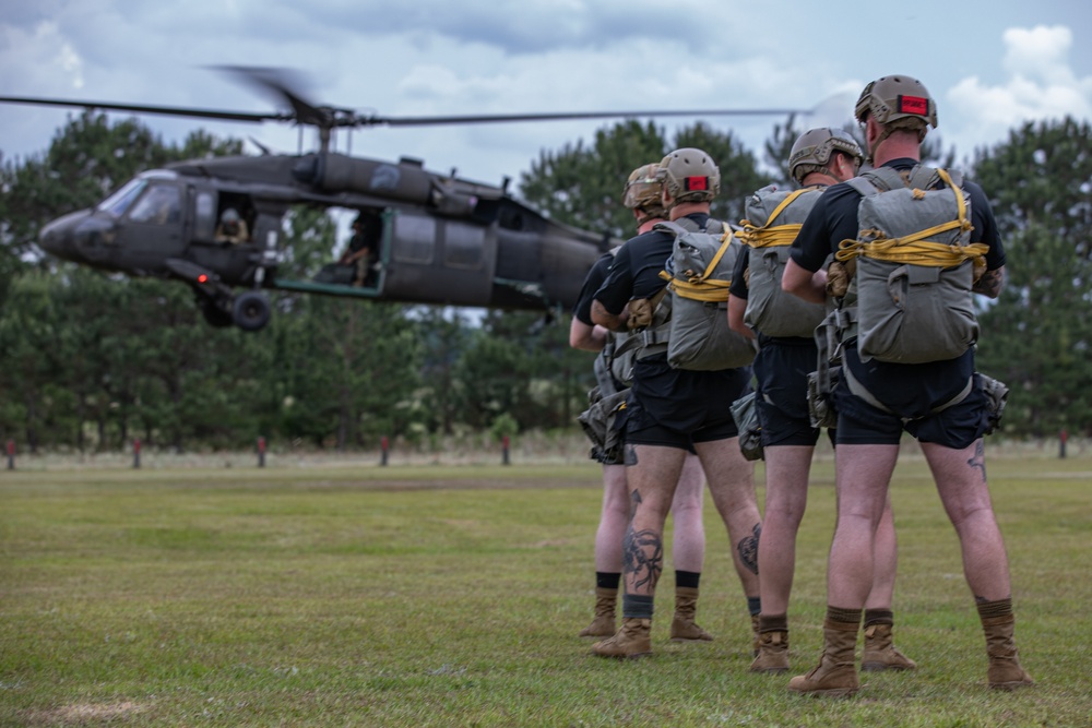 507th PIR AIRBORNE OPERATION (WATER)