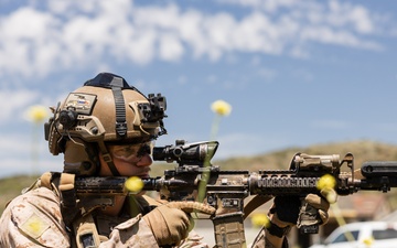 3rd Bn., 1st Marines attends EOTG raid leaders course