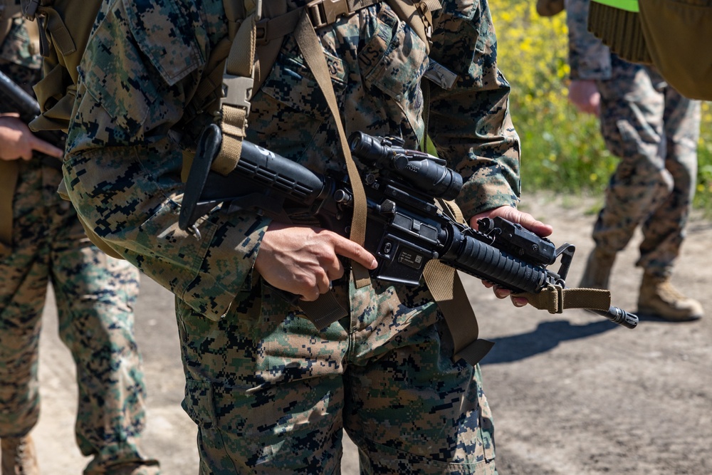 11th MEU Marines participate in a 10k conditioning hike