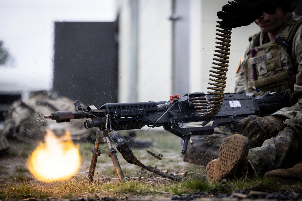 1-254th RTI 11B ALC Course Conducts Urban Attack STX Lanes