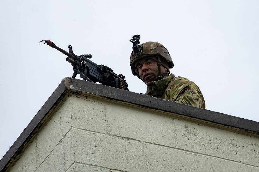1-254th RTI 11B ALC Course Conducts Urban Attack STX Lanes