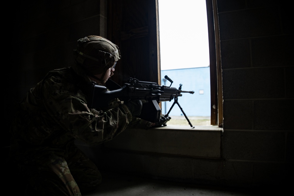 1-254th RTI 11B ALC Course Conducts Urban Attack STX Lanes