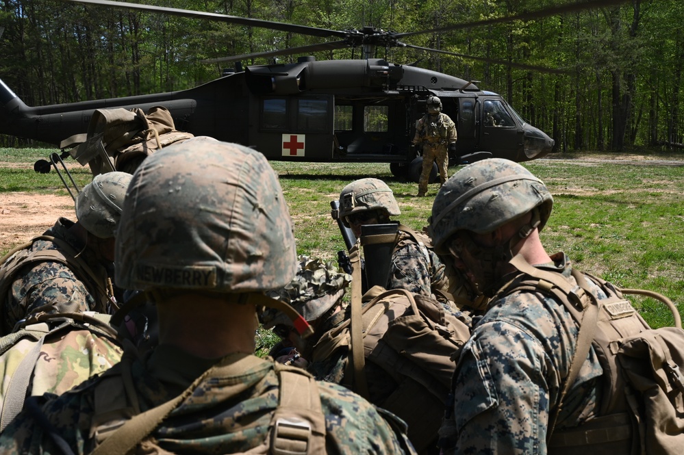 D.C. Army Aviation trains with Marine Corps Alpha Co. 1-25, The Basic School (TBS)