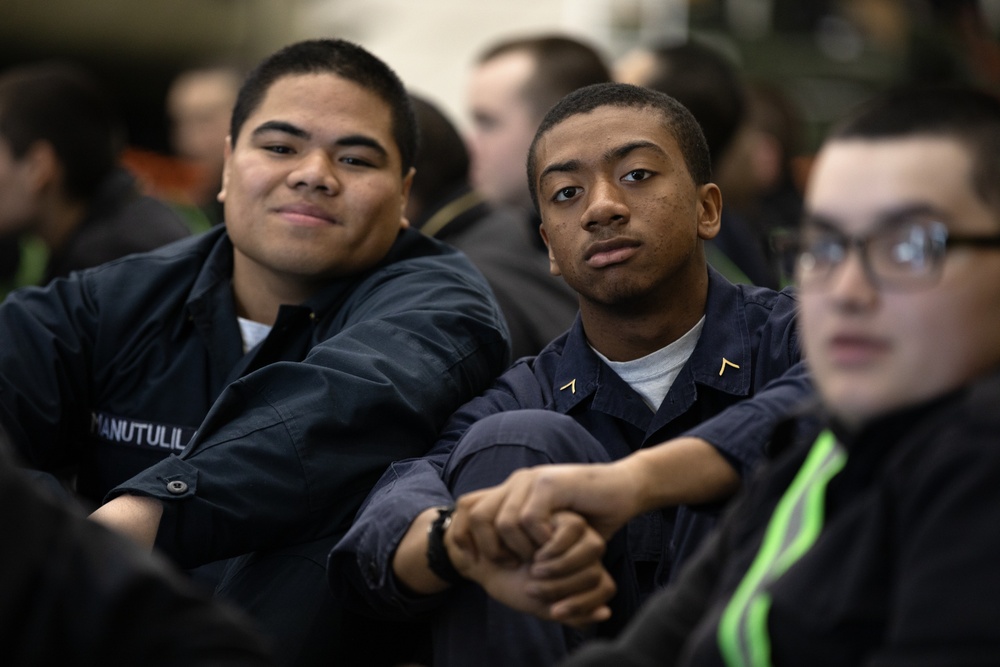 Alaska Military Youth Academy cadets fly with the Alaska Army National Guard
