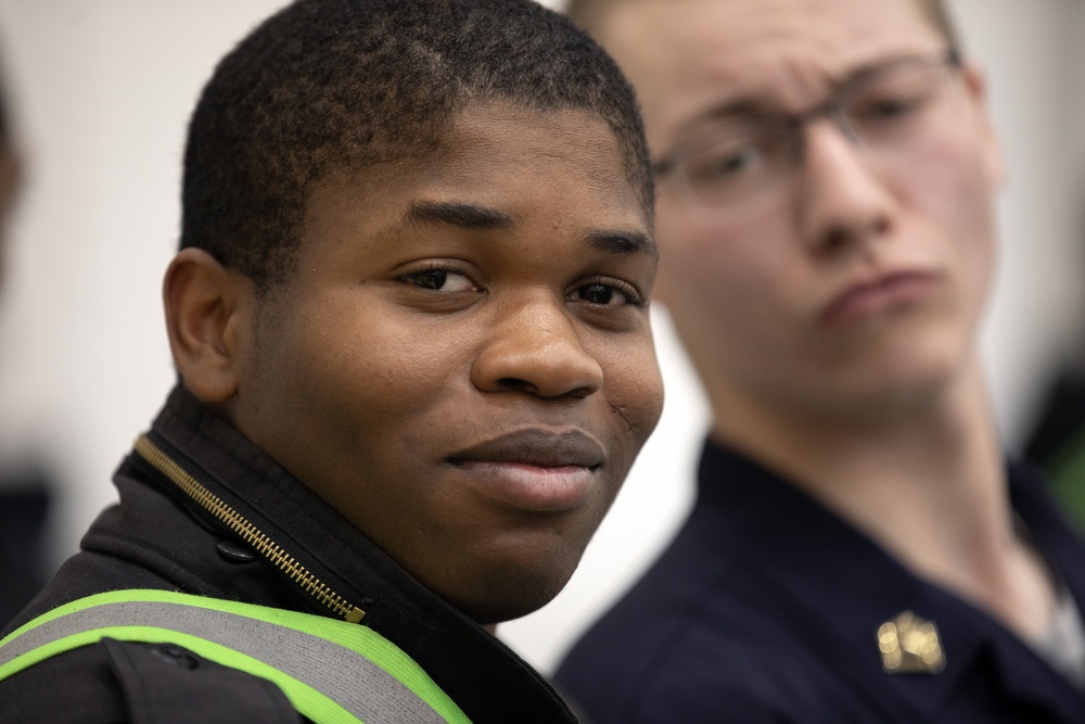 Alaska Military Youth Academy cadets fly with the Alaska Army National Guard
