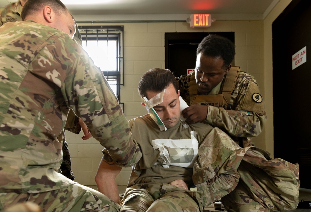 Combat Life Saver training sharpens Soldier readiness during Annual Training
