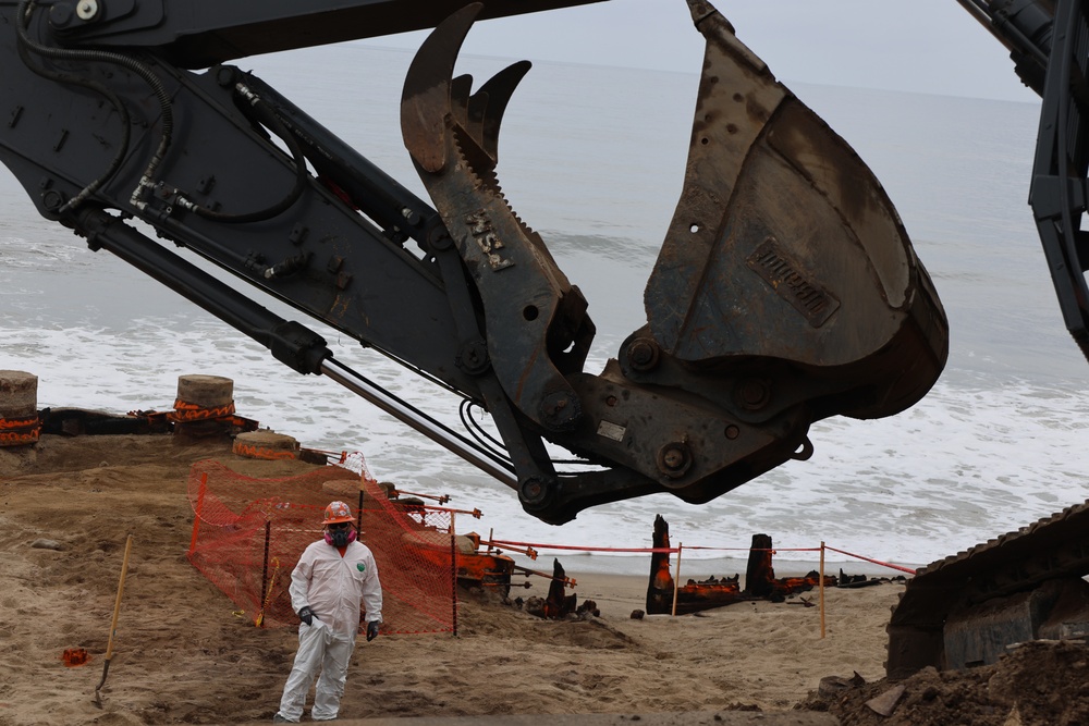 USACE continues progress on Pacific Coast Highway debris removal